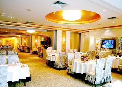 Weigela Park Hotel Dalian Exteriör bild